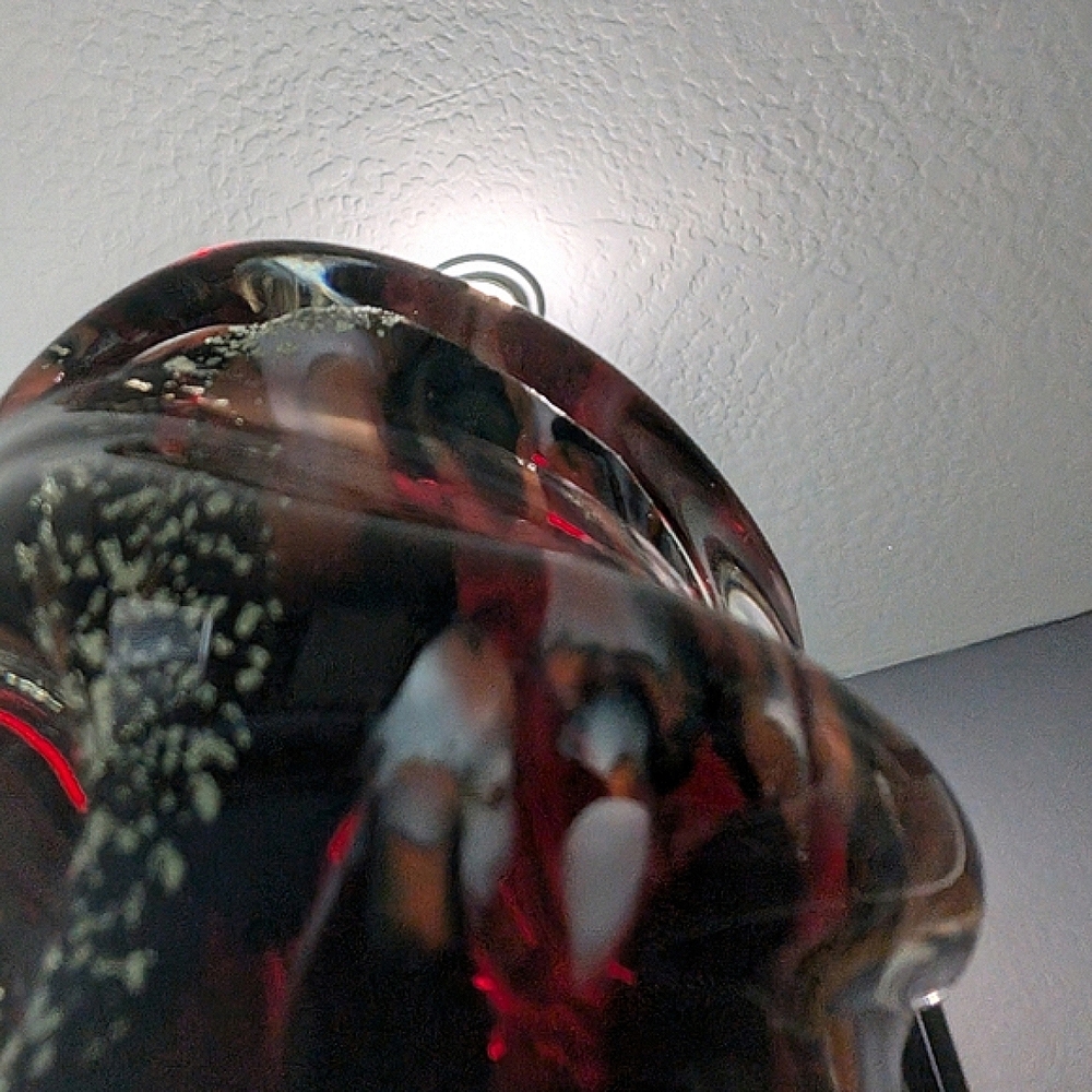 Captivating Japanese Art Glass Ashtray - Picture 5 of 13